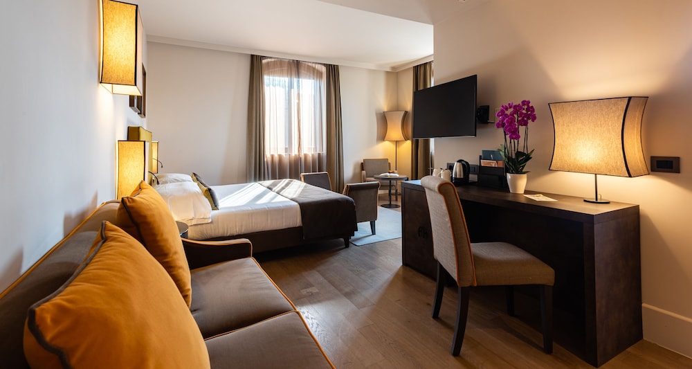 Deluxe Double Room - Photo 3