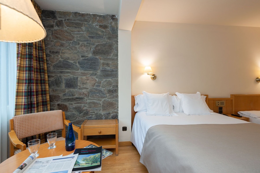 Double Room (Extra Bed)