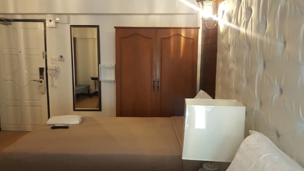 Deluxe Twin Room photo 2