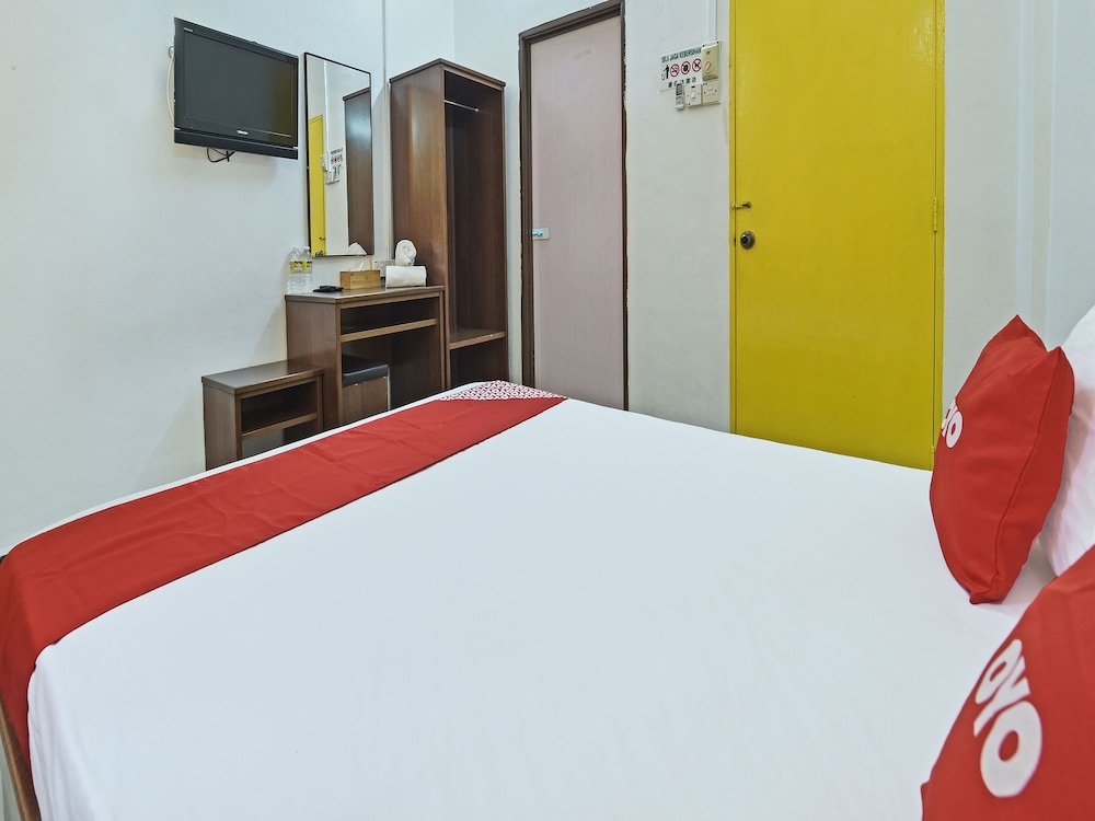 Deluxe Double Room, 1 Queen Bed photo 2