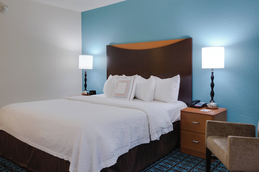 Room, 1 King Bed photo 1