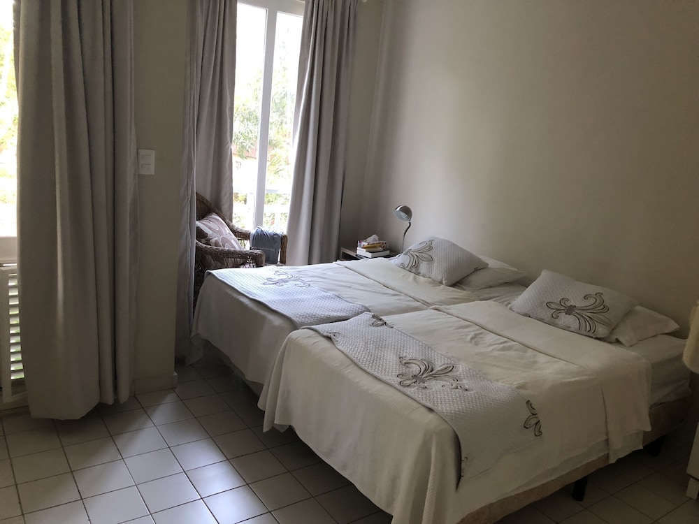 Comfort Condo, Multiple Beds, Non Smoking (411)