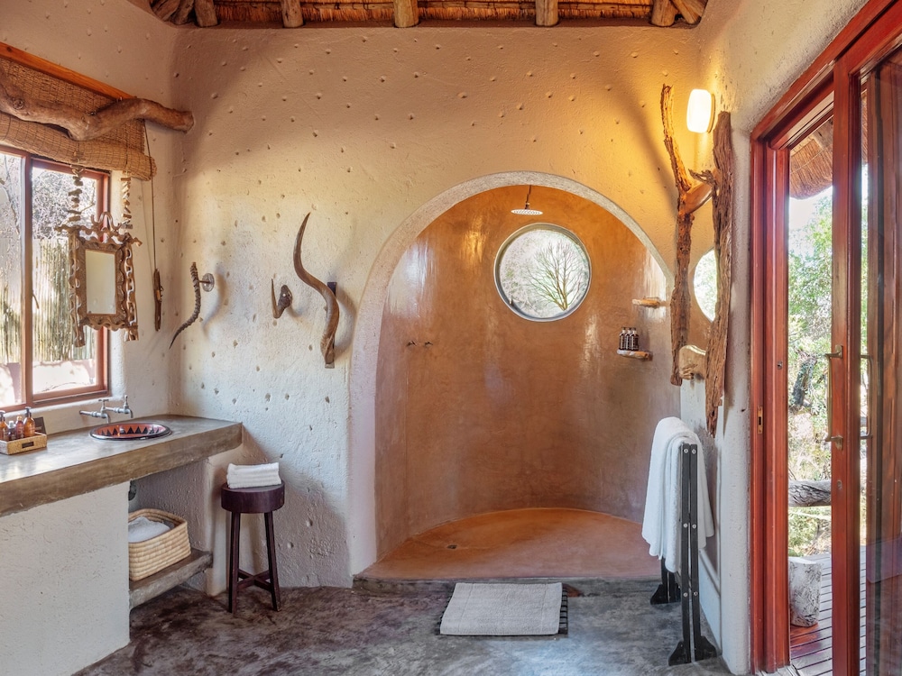 Superior Private Bungalow photo 3