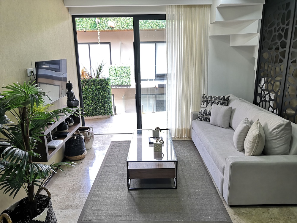 Luxury Penthouse, 1 Bedroom, Private Pool