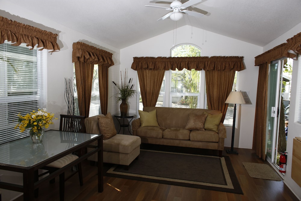 One Bedroom Cottage photo 1