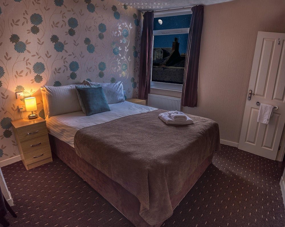 Basic Double Room