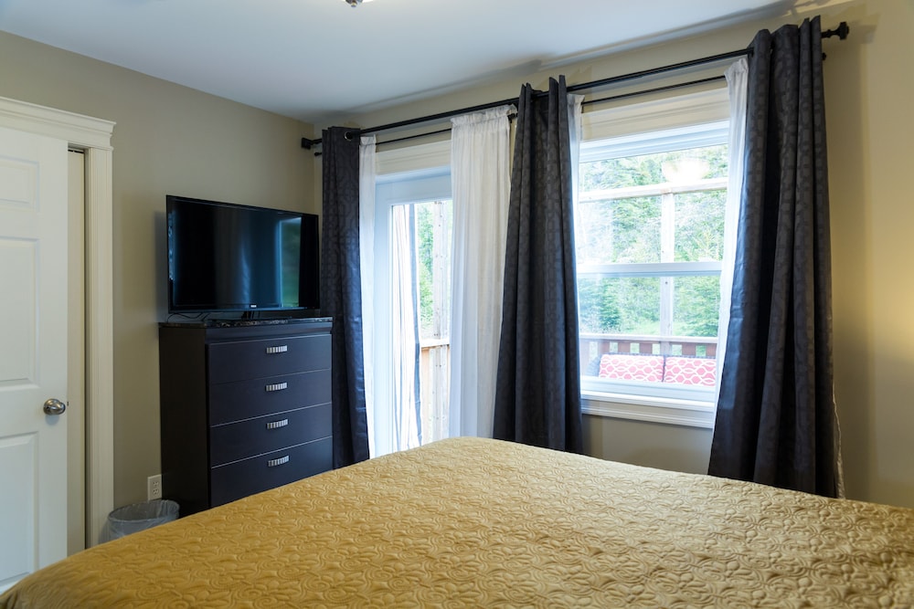 Executive Cabin photo 2