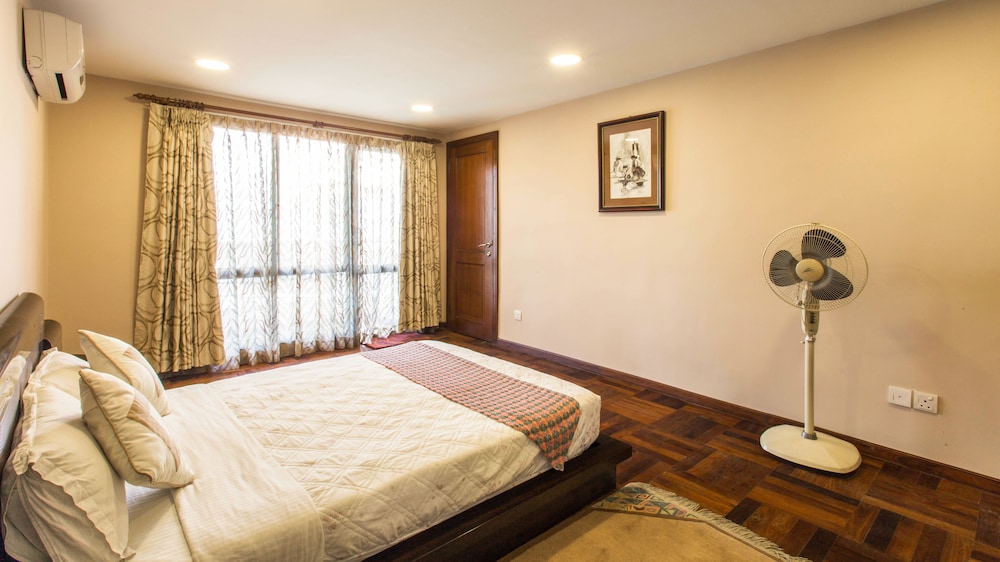 Luxury Penthouse, 2 Bedrooms, Non Smoking, Mountain View