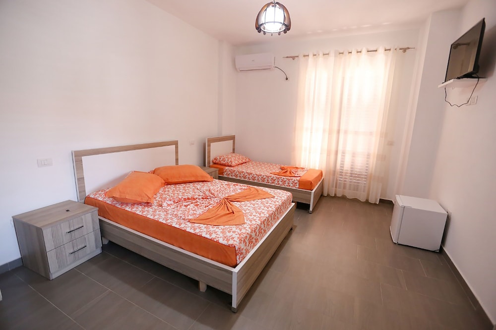 Triple Room, Balcony