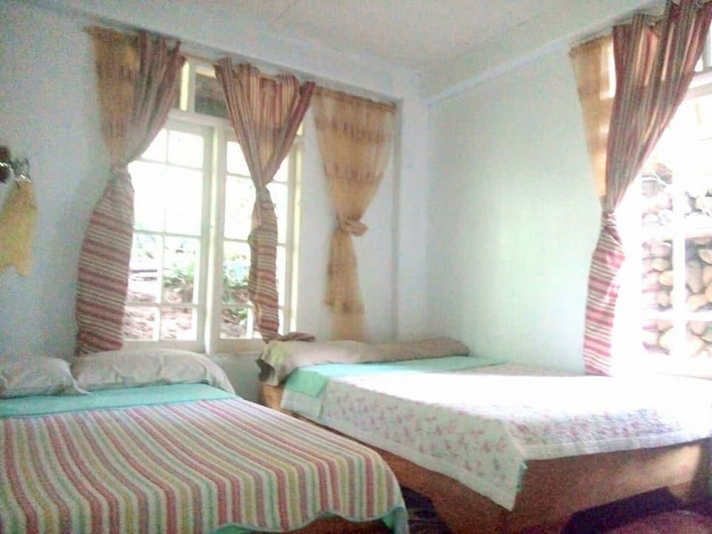 Merak photo 3