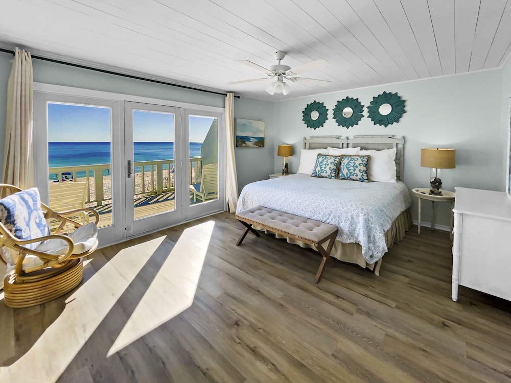 Townhome, 2 Bedrooms
