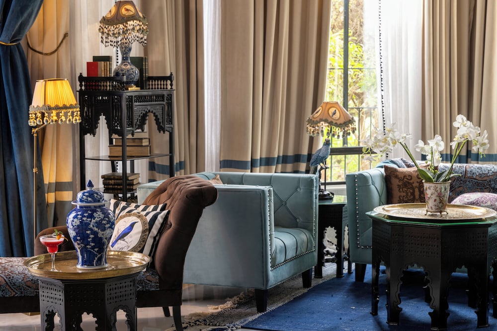 Senior Suite - Photo 8
