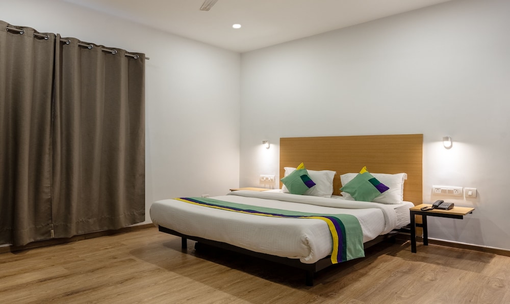 Deluxe Double Room - Photo 1