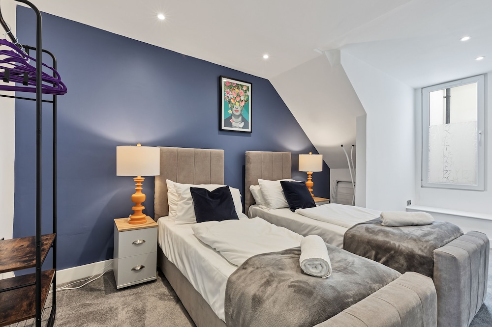 Apartment (1 Bedroom)