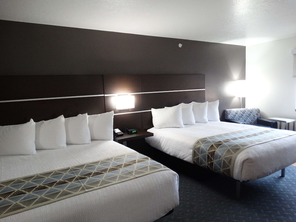 Standard Room, 2 Queen Beds, Non Smoking, Kitchen (Full Kitchen) photo 3