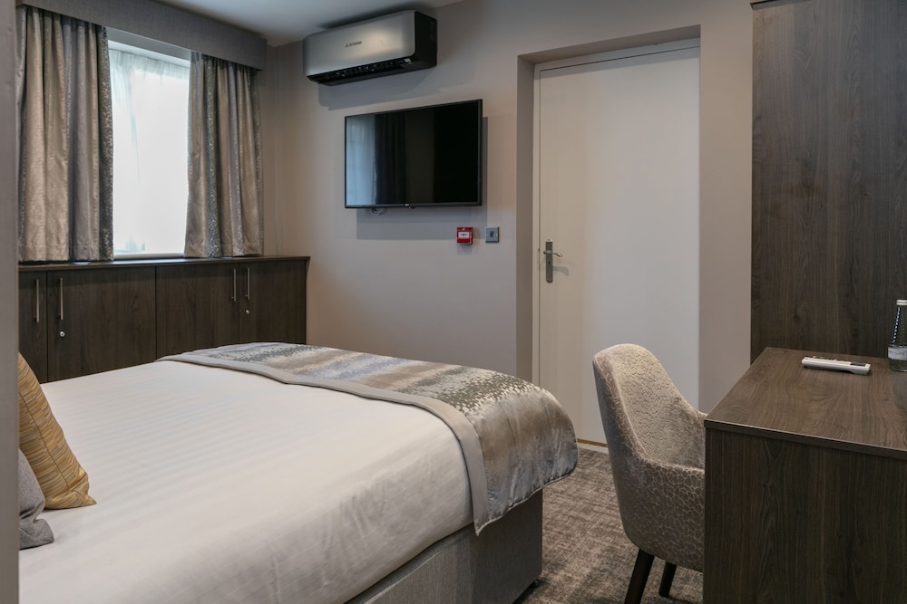 Deluxe Room, Multiple Beds, Non Smoking, Connecting Rooms - Photo 3