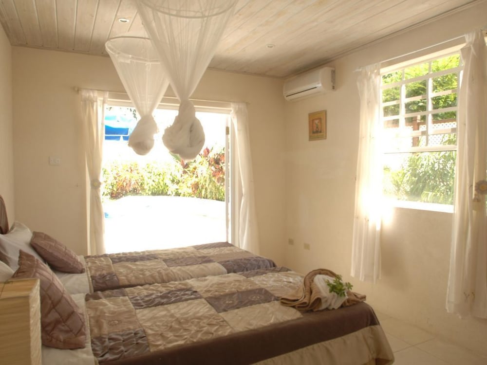Exclusive Room, 2 Bedrooms, Pool Access, Partial Ocean View