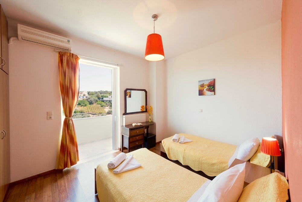 Family Villa, 4 Bedrooms, Private Pool photo 2