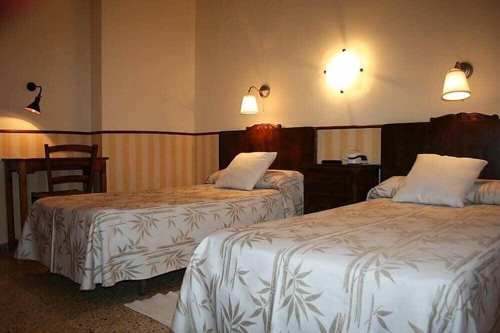Double Or Twin Room photo 2