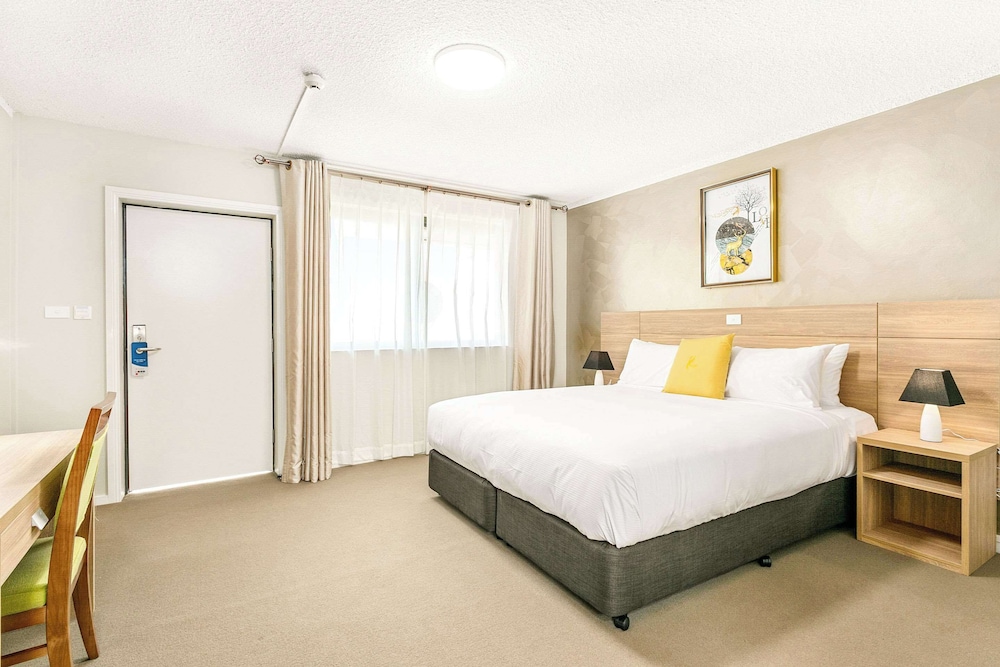 Room, 1 King Bed, Non Smoking