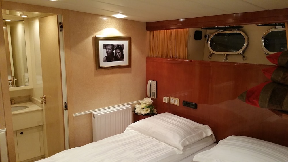 Deluxe Suite (Private boat) photo 2