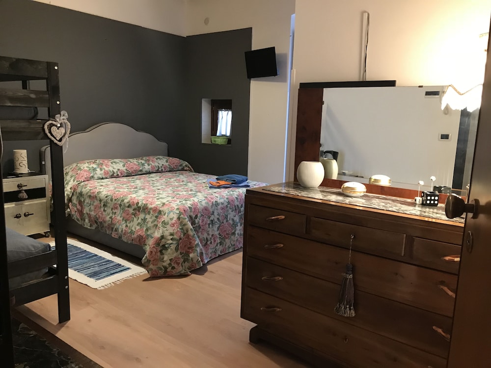 Quadruple Room photo 2