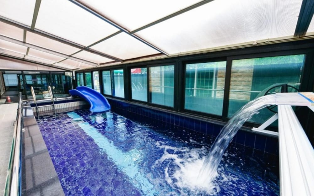 Room (Pluto Star (Kids Pool Villa))