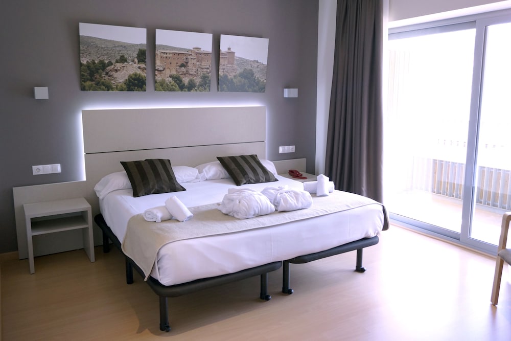Habitación Doble Estándar o con Dos Camas Individuales.