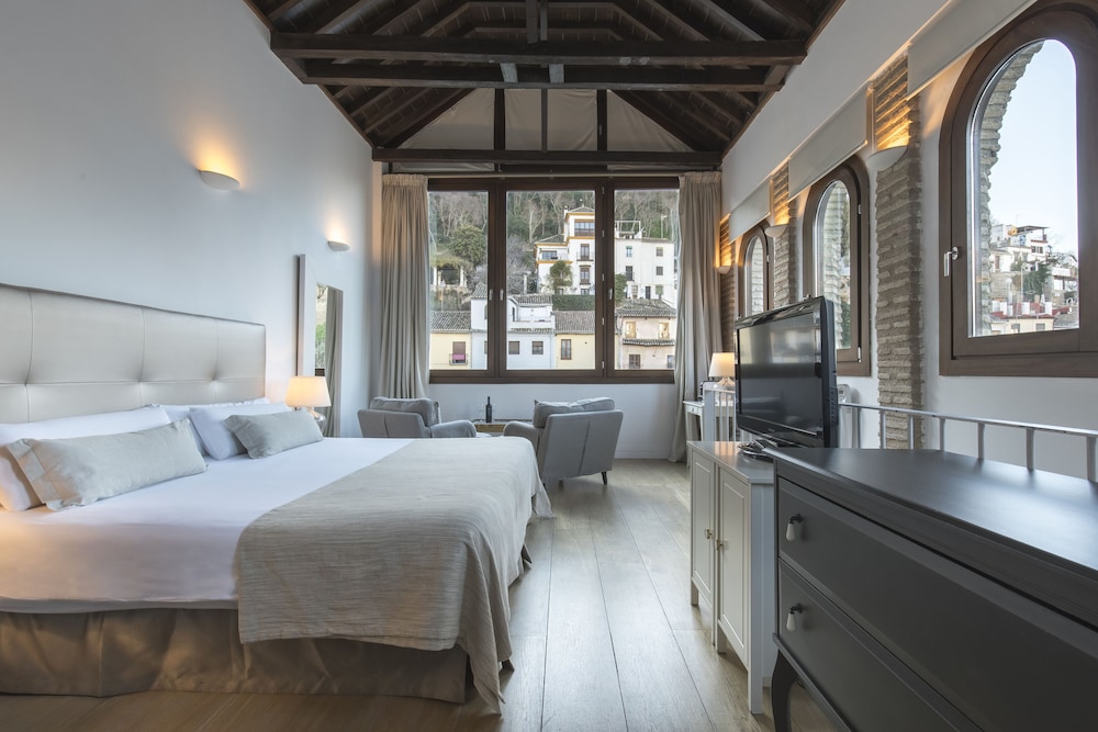 Suite (Alhambra View) - Photo 28