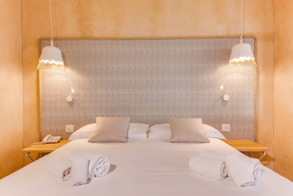 Superior Room - Photo 5