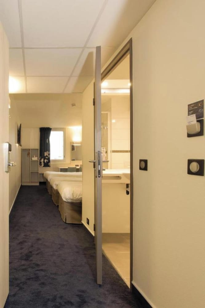 Triple Room - Photo 6