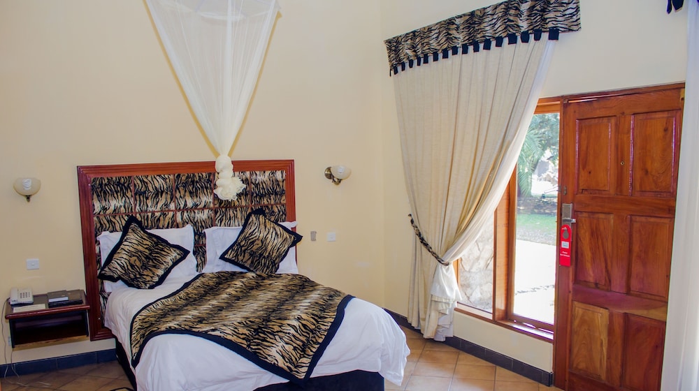 Standard Room, 2 Twin Beds photo 3
