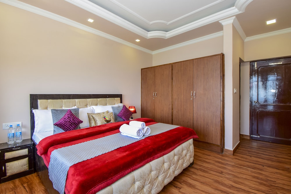 Executive Villa photo 3