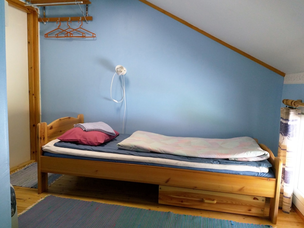 Basic Single Room, 1 Twin Bed, Courtyard View photo 1