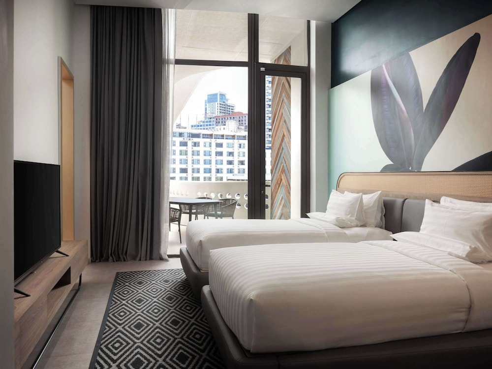 Standard Room, 2 Twin Beds, City View - Photo 3