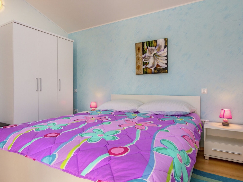 Villa photo 3