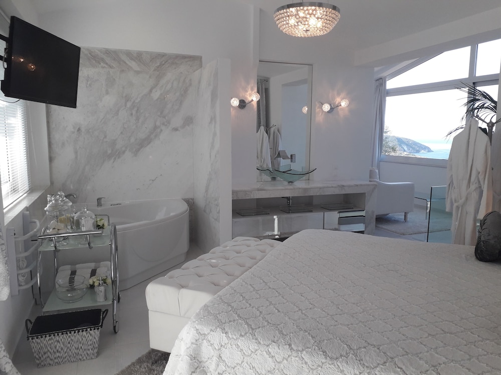 House, 1 Bedroom