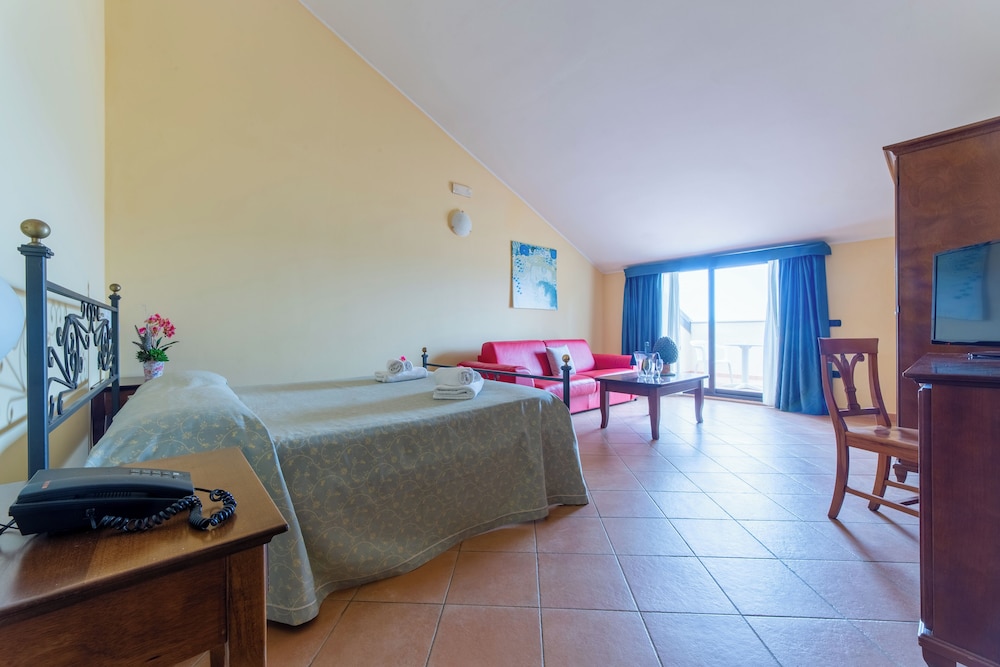 Comfort Triple Room photo 1