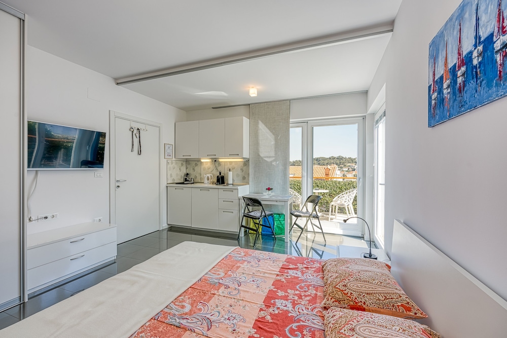 Family Studio, Refrigerator & Microwave, Sea View (RR Losinj Harbour View Studio)