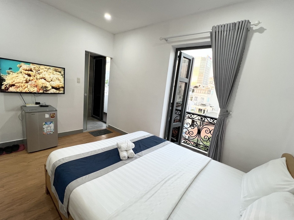 Superior Double Room, Balcony, City View