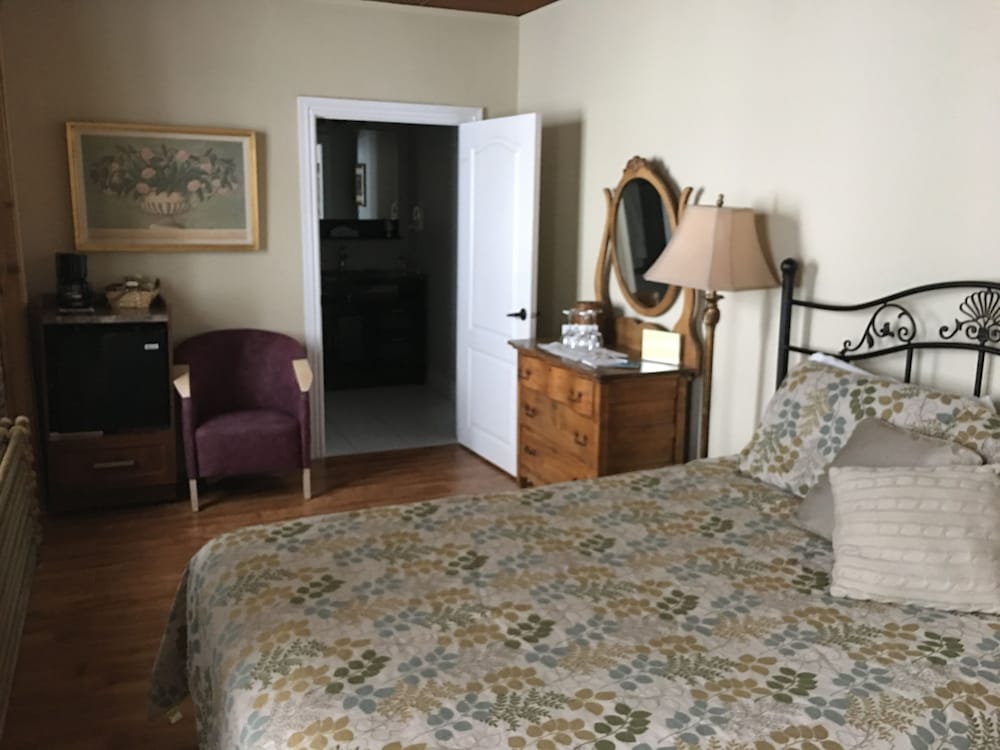 Standard Room photo 3