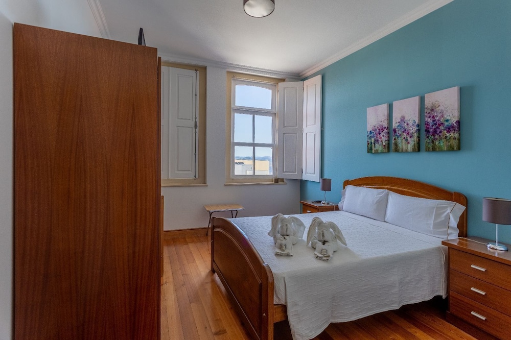 Family Quadruple Room, Mountain View photo 1