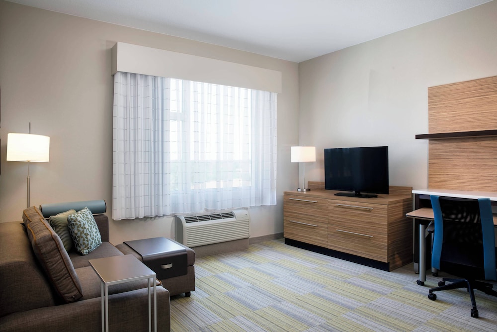 Suite, 1 Bedroom photo 2