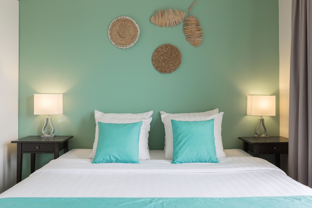 Dolphin Suite photo 3