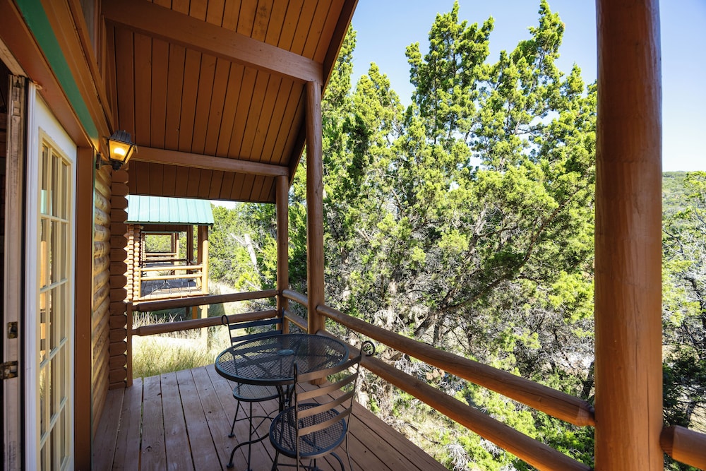 Deluxe Cabin, Kitchenette, Mountain View