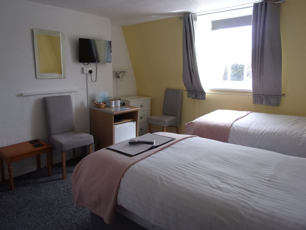 Twin Room, Ensuite, Harbor View photo 3