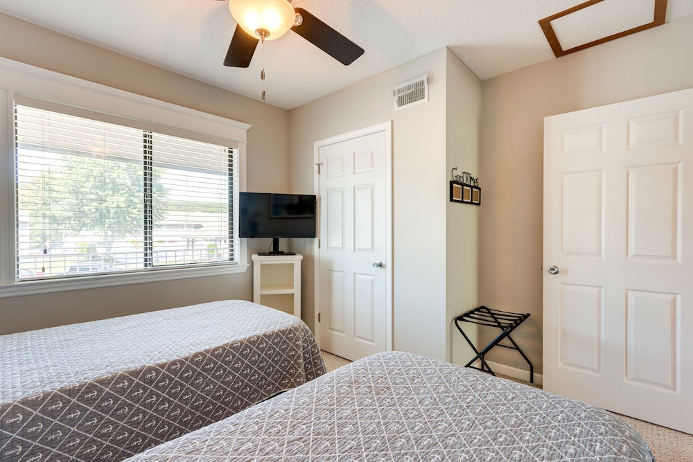 Apartment (2 Bedrooms) photo 3