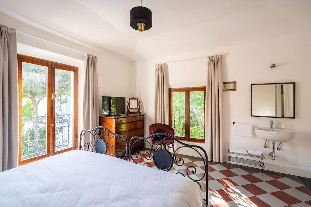 Standard Apartment - Photo 5