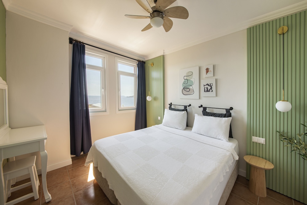 Superior Apartment, 2nd Floor, 1 Bedroom, Sea wiev photo 2