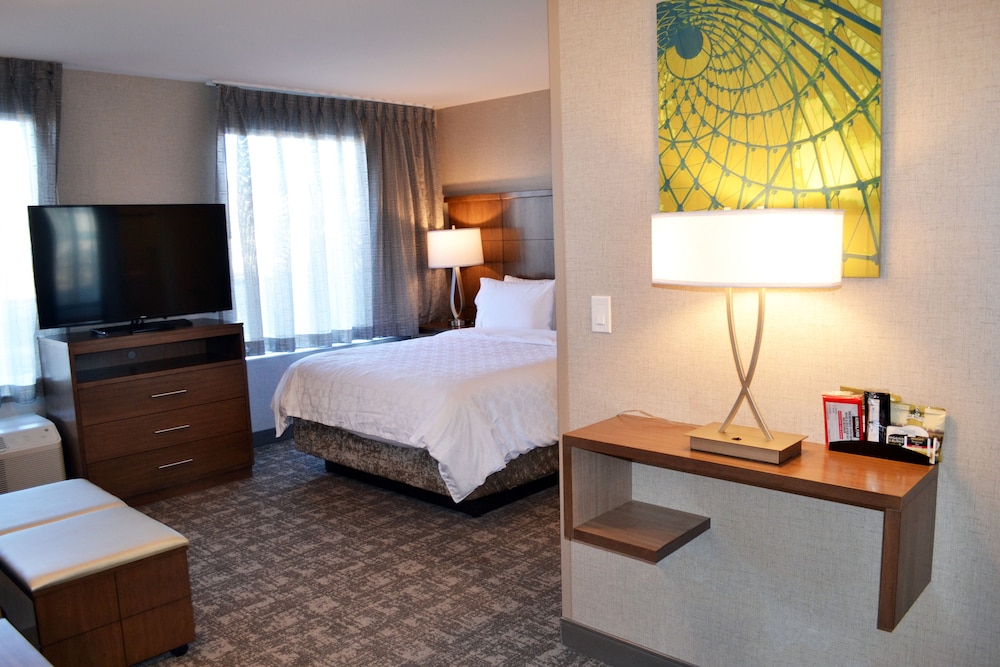 Suite, 1 Bedroom, Accessible Bathtub, Kitchen (Comm, Access Tub) photo 3